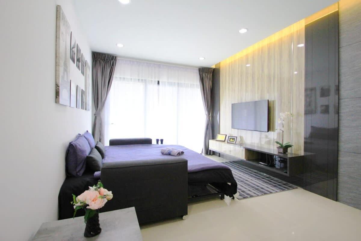 A Stylish High-Floor 2Br Suasana Suites Views ยะโฮร์บาห์รู ภายนอก รูปภาพ