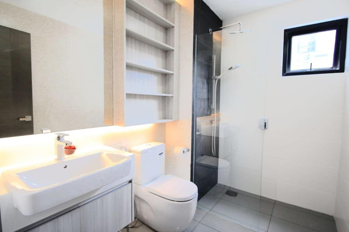 A Stylish High-Floor 2Br Suasana Suites Views ยะโฮร์บาห์รู ภายนอก รูปภาพ