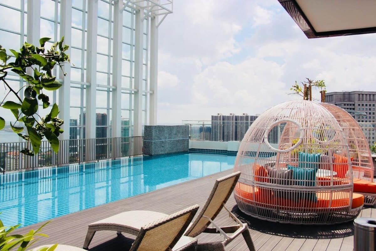 A Stylish High-Floor 2Br Suasana Suites Views ยะโฮร์บาห์รู ภายนอก รูปภาพ
